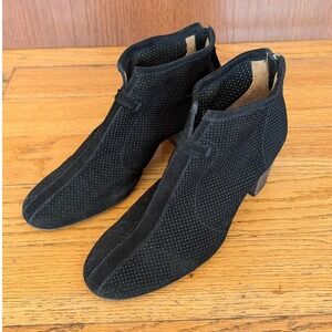 Aquatalia Black Suede Ankle Boots Made In Italy Leather Sole Size 8